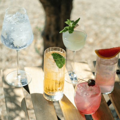 COCKTAIL BARTENDING